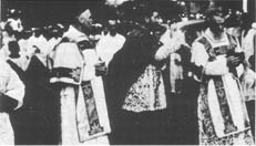 Archbishop Lefebvre arriving in Dakar